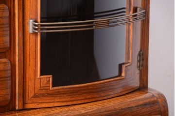 ヴィンテージ家具　ミッドセンチュリー　Rガラス入り!レトロなビンテージチェスト