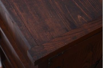 アンティーク家具　古民具・骨董　明治期　重厚な金具のアンティーク帳場箪笥