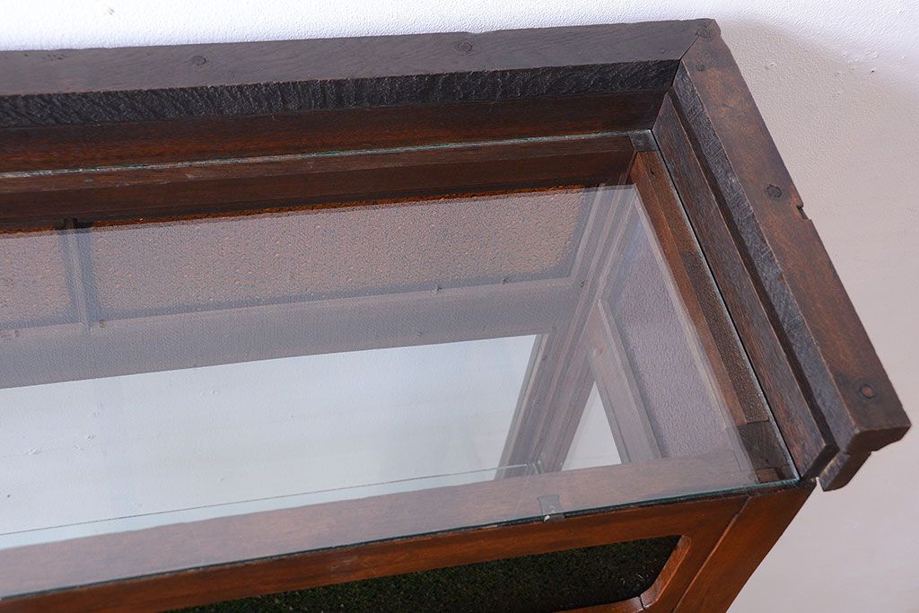 アンティーク家具　大正ロマン　当時物色ガラス入り!古いナラ材の上質なショーケース