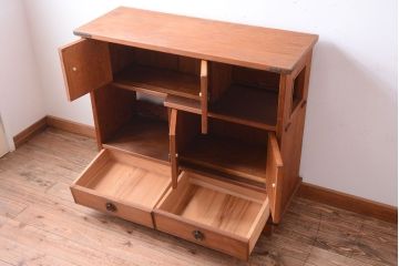 中古　民芸家具　上品な木味の屋久杉製収納棚