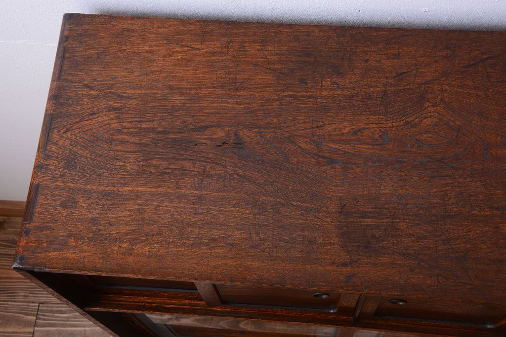 アンティーク家具　古民具・骨董　前面タモ材!上質なアンティーク角脚茶箪笥