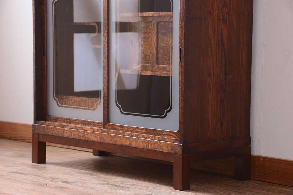 アンティーク家具　古民具・骨董　前面タモ材!上質なアンティーク角脚茶箪笥