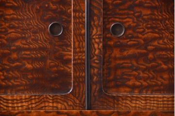 アンティーク家具　古民具・骨董　前面タモ材!上質なアンティーク角脚茶箪笥