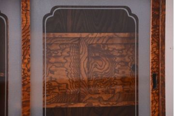 アンティーク家具　古民具・骨董　前面タモ材!上質なアンティーク角脚茶箪笥