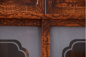 アンティーク家具　古民具・骨董　前面タモ材!上質なアンティーク角脚茶箪笥