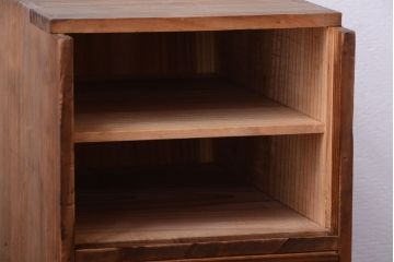 アンティーク家具　和製アンティーク　古い木味の小引き出し(戸棚)