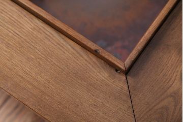 アンティーク雑貨　古民具・骨董　古い桑材製の高級角火鉢