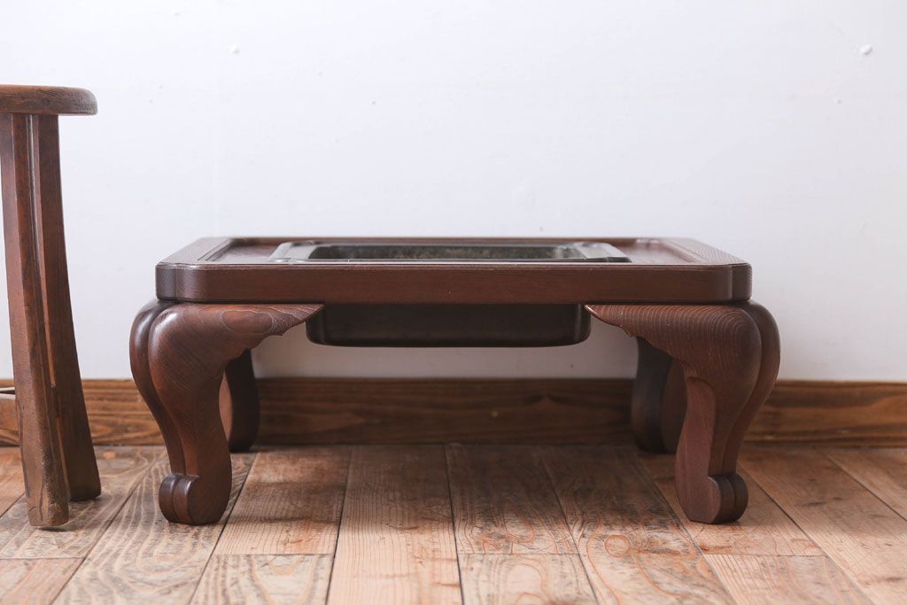 アンティーク雑貨　古民具・骨董　明治期　高級品!総桑材のアンティーク大名火鉢