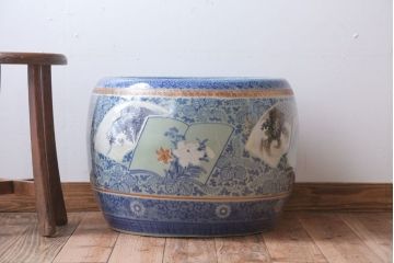 アンティーク雑貨　古民具・骨董　図変わり　染付　瀬戸火鉢