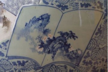 アンティーク雑貨　古民具・骨董　図変わり　染付　瀬戸火鉢