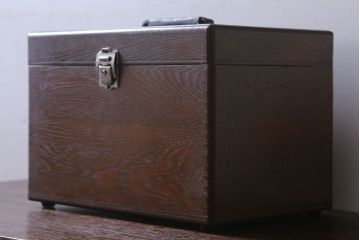 アンティーク雑貨　和製アンティーク　古い木製の小物収納箱(薬箱・木箱)(1)