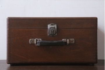 アンティーク雑貨　和製アンティーク　古い木製の小物収納箱(薬箱・木箱)(2)