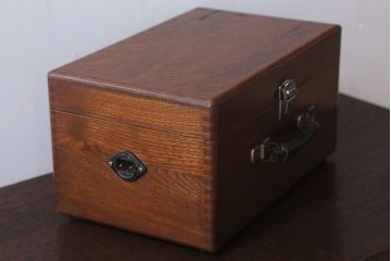 アンティーク雑貨　和製アンティーク　古い木製の小物収納箱(薬箱・木箱)(2)