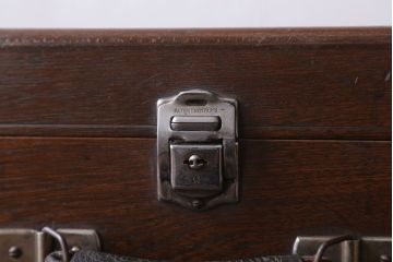 アンティーク雑貨　和製アンティーク　古い木製の小物収納箱(薬箱・木箱)(2)