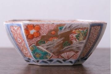 アンティーク雑貨　アンティーク　江戸期　色絵染付八角深鉢2点(伊万里皿)