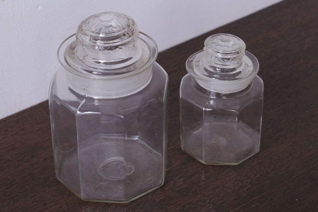 アンティーク雑貨　昭和レトロ　ガラス瓶2個セット(日本製)