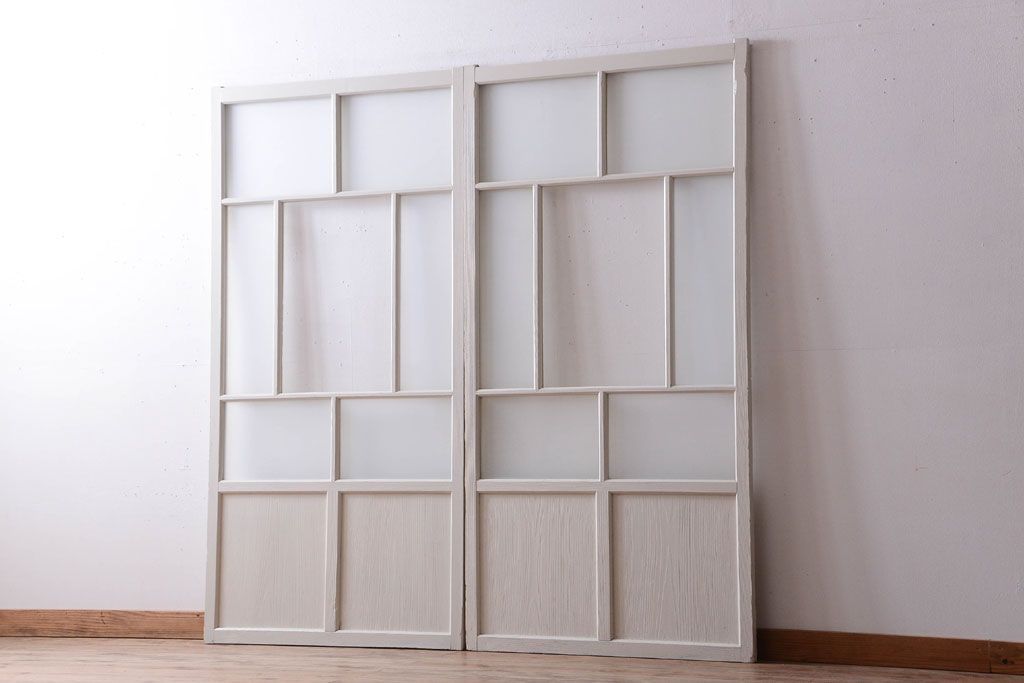 アンティーク　すりガラス入り!ホワイトペイントのガラス引き戸2枚セット