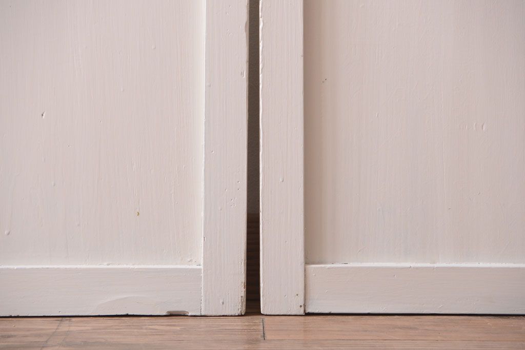 アンティーク　すりガラス入り!ホワイトペイントのガラス引き戸2枚セット