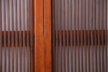 和製アンティーク　裏ガラス入り!すりガラス帯の格子戸4枚セット