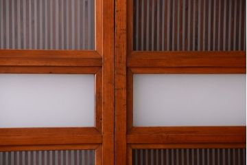 和製アンティーク　裏ガラス入り!すりガラス帯の格子戸4枚セット