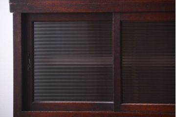 アンティーク家具　和製アンティーク　モールガラス入り!前面欅材の古い収納棚(食器棚)(2)