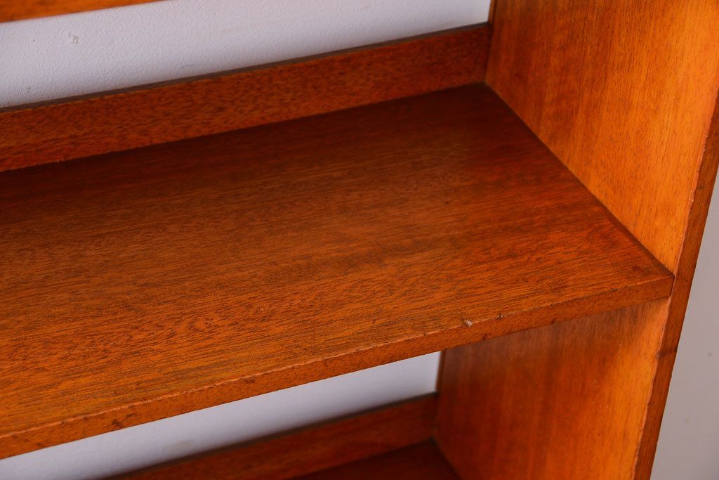 アンティーク雑貨　アンティーク　古い木製のシンプルな本棚(飾り棚)