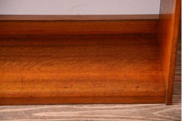 アンティーク雑貨　アンティーク　古い木製のシンプルな本棚(飾り棚)