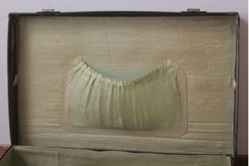 アンティーク雑貨　昭和レトロ　シックでおしゃれなアンティークトランク(2)