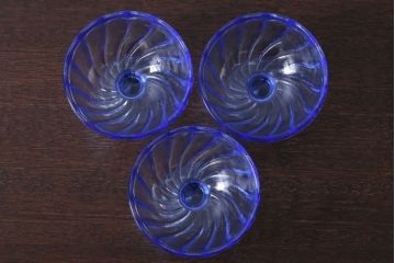アンティーク雑貨　 昭和レトロ　氷コップ3個セット(プレスガラス)(2)