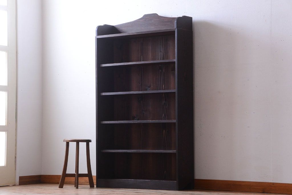 アンティーク家具　和製アンティーク　古い木製の大ぶりな本棚(飾り棚)