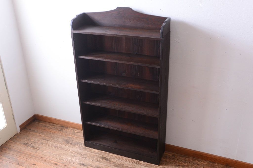 アンティーク家具　和製アンティーク　古い木製の大ぶりな本棚(飾り棚)