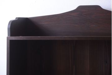 アンティーク家具　和製アンティーク　古い木製の大ぶりな本棚(飾り棚)