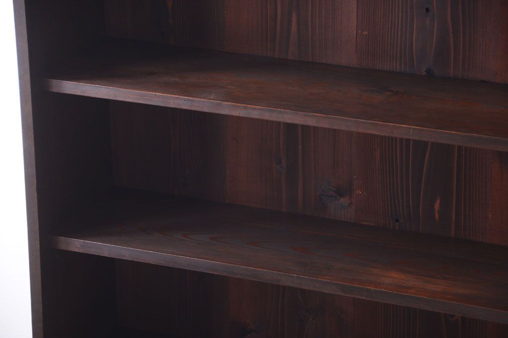 アンティーク家具　和製アンティーク　古い木製の大ぶりな本棚(飾り棚)