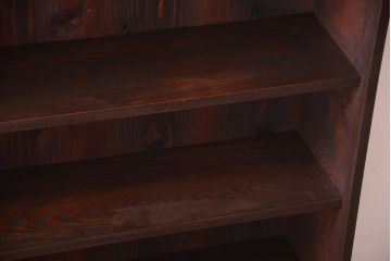 アンティーク家具　和製アンティーク　古い木製の大ぶりな本棚(飾り棚)