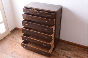 アンティーク家具　アンティーク　古い木のシンプルで上品なチェスト