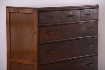 アンティーク家具　アンティーク　古い木のシンプルで上品なチェスト