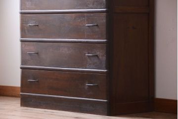 アンティーク家具　アンティーク　古い木のシンプルで上品なチェスト