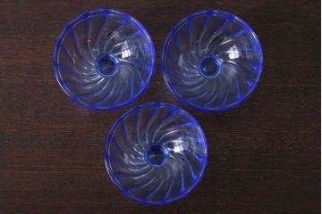 アンティーク雑貨　和製アンティーク　昭和レトロな氷コップ3個セット(プレスガラス)(3)
