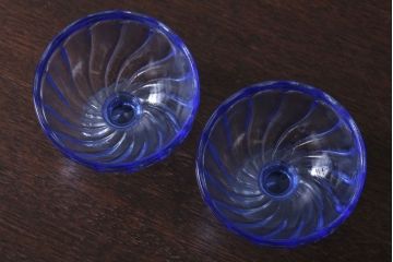 アンティーク雑貨　和製アンティーク　昭和レトロな氷コップ2個セット(プレスガラス)