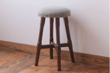 アンティーク家具　和製アンティーク　古い木の上品なクッション座面スツール