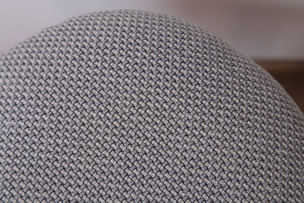 アンティーク家具　和製アンティーク　古い木の上品なクッション座面スツール