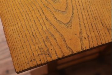 レトロ家具　昭和レトロ　古い学校の木製テーブル(平机・サイドテーブル)
