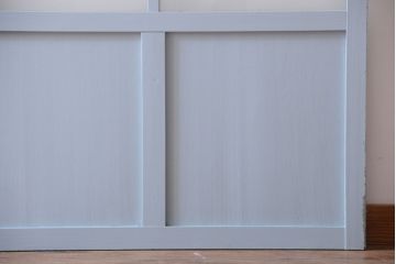 アンティーク　すりガラス入り!淡い水色ペイントのガラス引き戸2枚セット