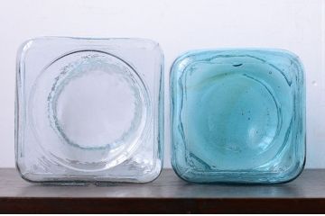 アンティーク雑貨　昭和レトロ　青色気泡ガラス!アンティークガラス瓶2個セット