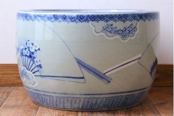 アンティーク雑貨　古民具・骨董　扇に花の図　アンティーク染付瀬戸火鉢