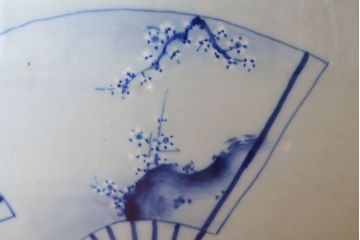 アンティーク雑貨　古民具・骨董　扇に花の図　アンティーク染付瀬戸火鉢