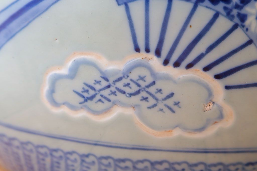 アンティーク雑貨　古民具・骨董　扇に花の図　アンティーク染付瀬戸火鉢