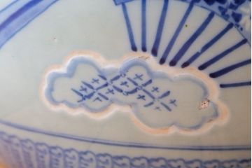 アンティーク雑貨　古民具・骨董　扇に花の図　アンティーク染付瀬戸火鉢