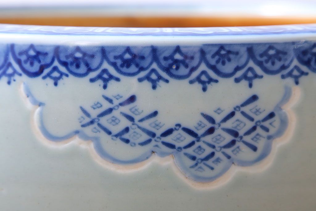 アンティーク雑貨　古民具・骨董　扇に花の図　アンティーク染付瀬戸火鉢