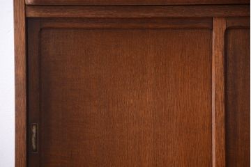 レトロ家具　昭和レトロ　作業台付き!ダイヤガラス引き戸の古いナラ材製アンティーク食器棚(カップボード)